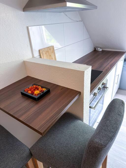Apprtment With Netflix, 2tv Apartment Essen